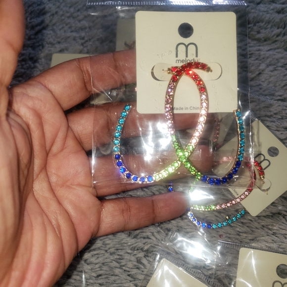 Earrings - Picture 2 of 2